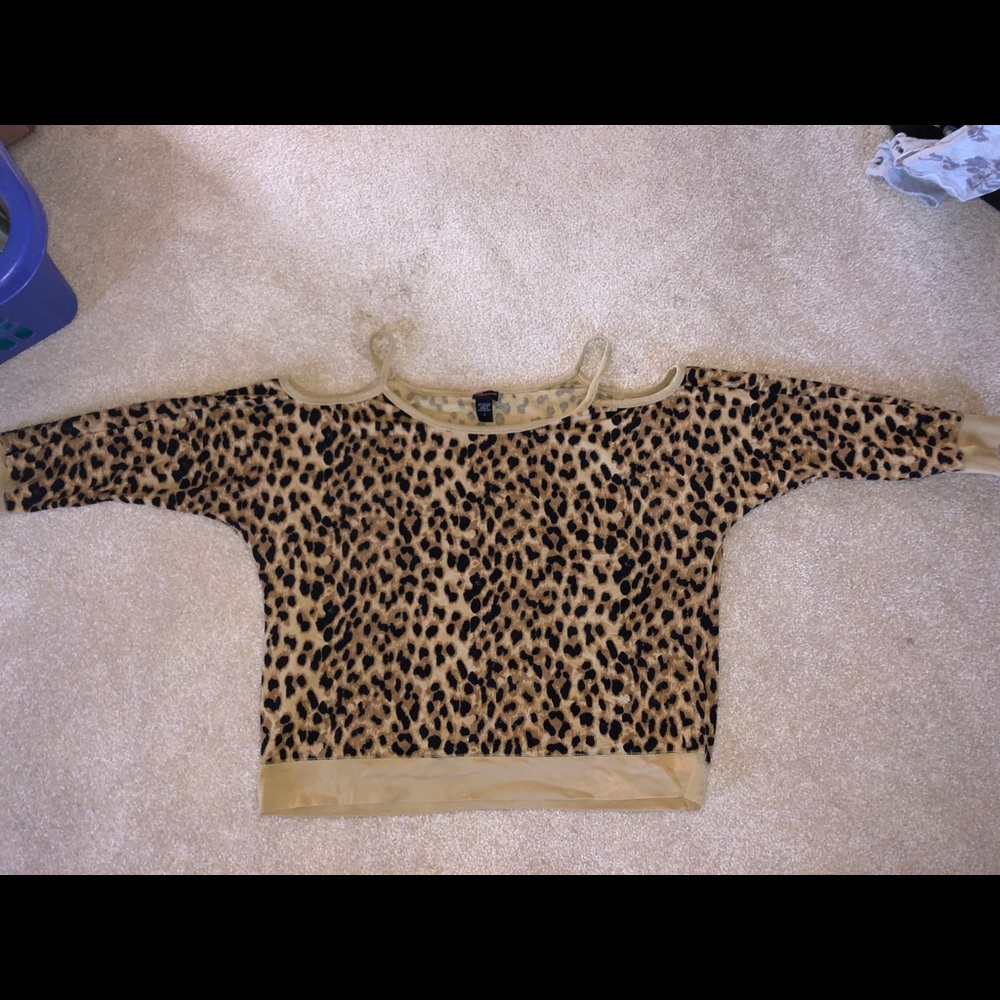 Torrid Good used condition leopard sweatshirt 2X